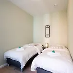 Renovated Art Deco With Vintage Elements * オステンド