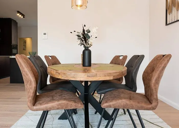 Apartamento Renovated Art Deco With Vintage Elements